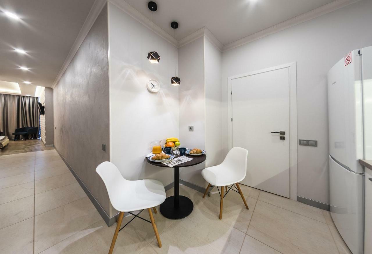 Gagarin Studio Apartment Odessa Luaran gambar
