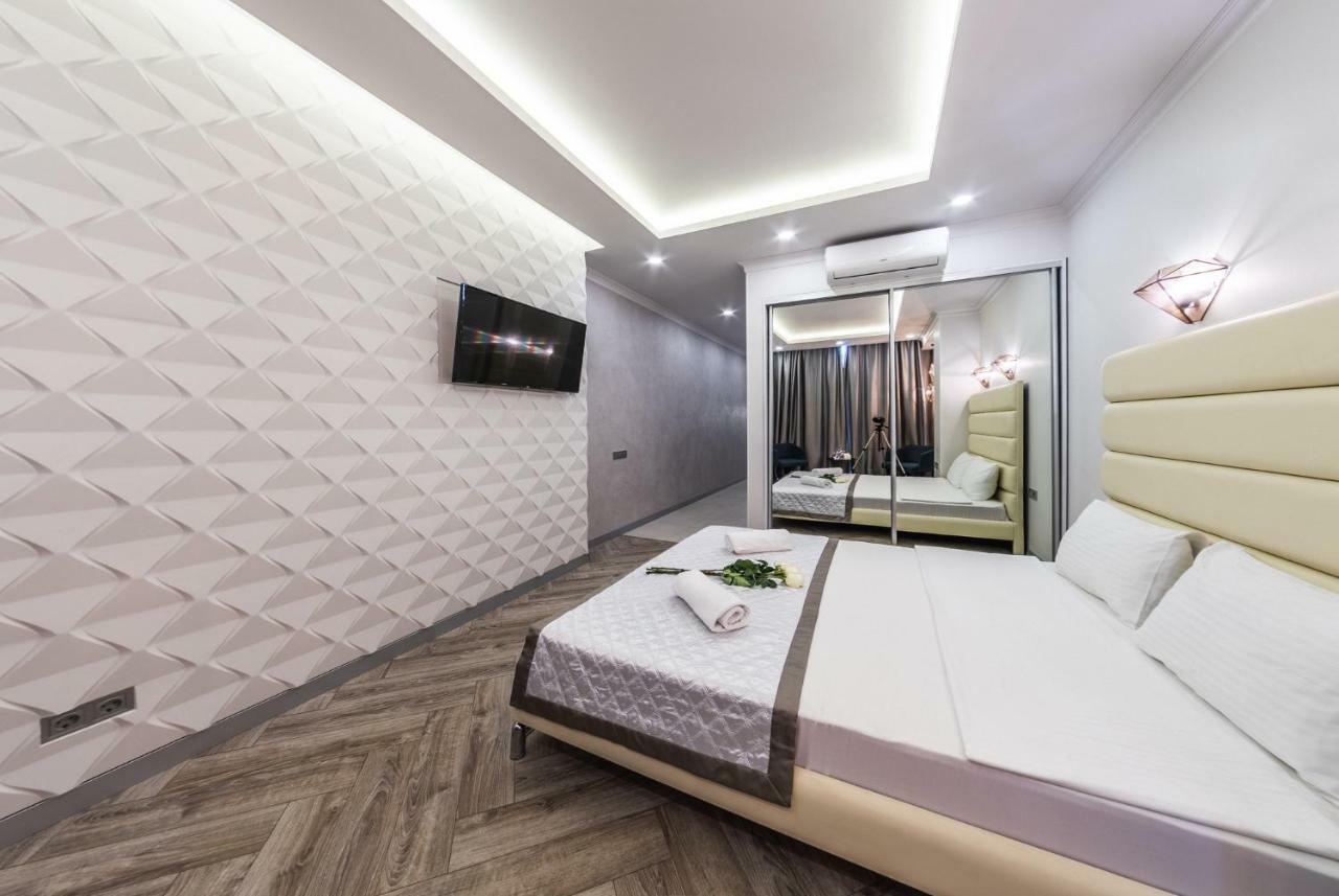 Gagarin Studio Apartment Odessa Luaran gambar