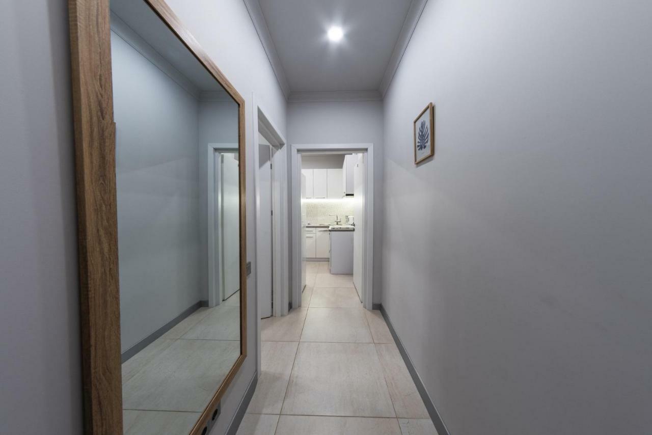 Gagarin Studio Apartment Odessa Luaran gambar