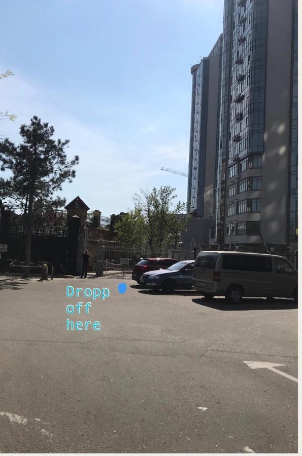 Gagarin Studio Apartment Odessa Luaran gambar